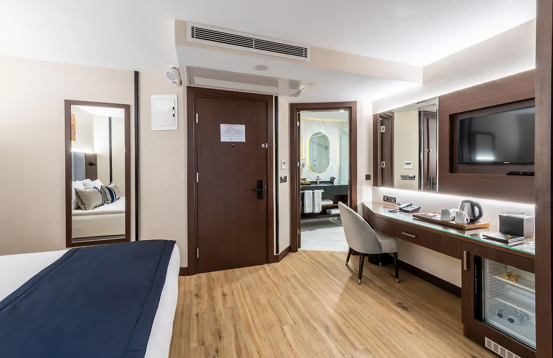 Aprilis Deluxe Hotel-1