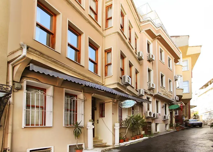 Theodian Hotel