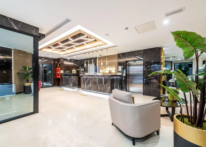 Aprilis Deluxe Hotel